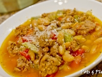 Mix It Up Monday: Sausage, Pepper, and Cannellini Bean Stew